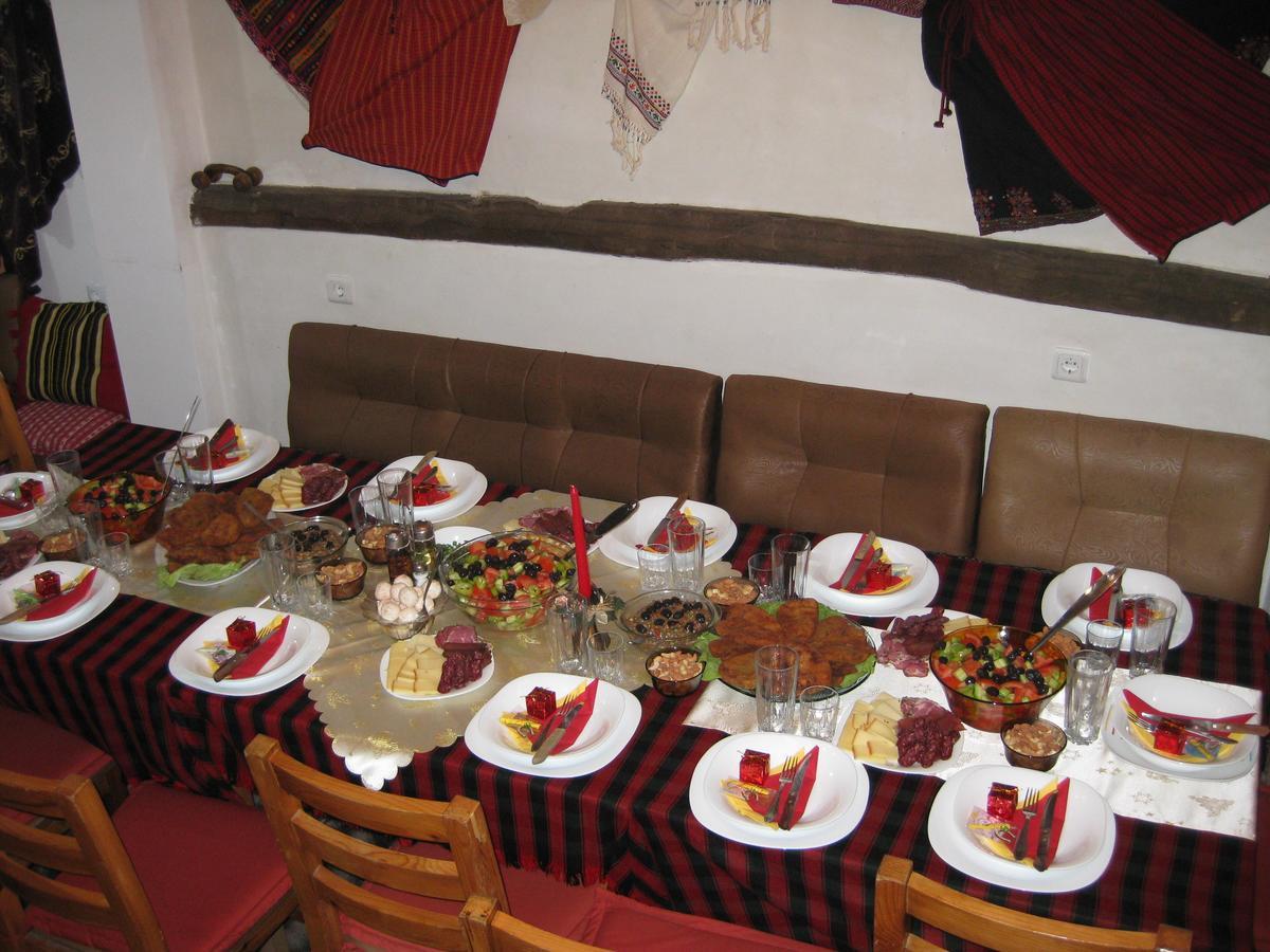 Chardaka Guest House Kalofer Dış mekan fotoğraf